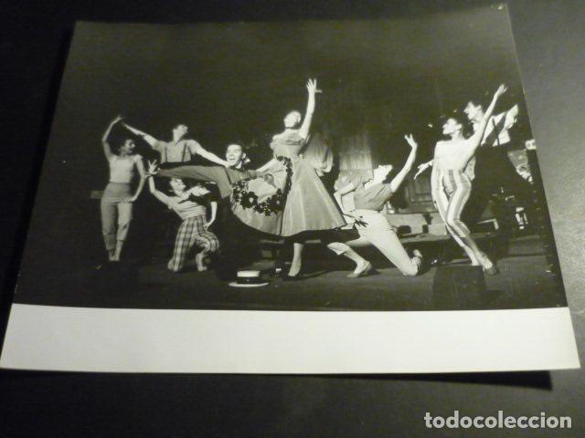 Fotograf&iacute;a antigua: REVISTA MUSICAL ANITA LA HUERFANITA ACTRIZ VIRMA GONZALEZ ANTIGUA FOTOGRAFIA 20 X 25,5 CM