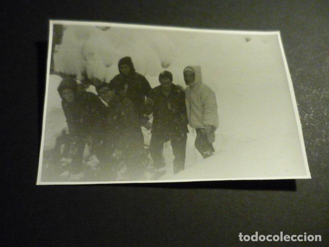 Fotograf&iacute;a antigua: PUERTO DE NAVACERRADA MADRID MONTA&Ntilde;ISMO ANTIGUA FOTOGRAFIA 8 X 12 CM