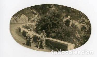 Alte Fotografie: EXCURSION EN MOTO. CUESTA DE LAS ESTAZADAS. CABRALES. ASTURIAS