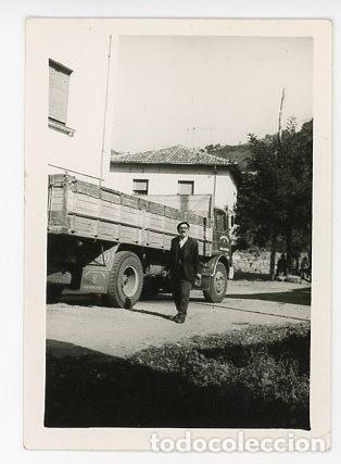 Photographie ancienne: CAMION BARREIROS APARCADO