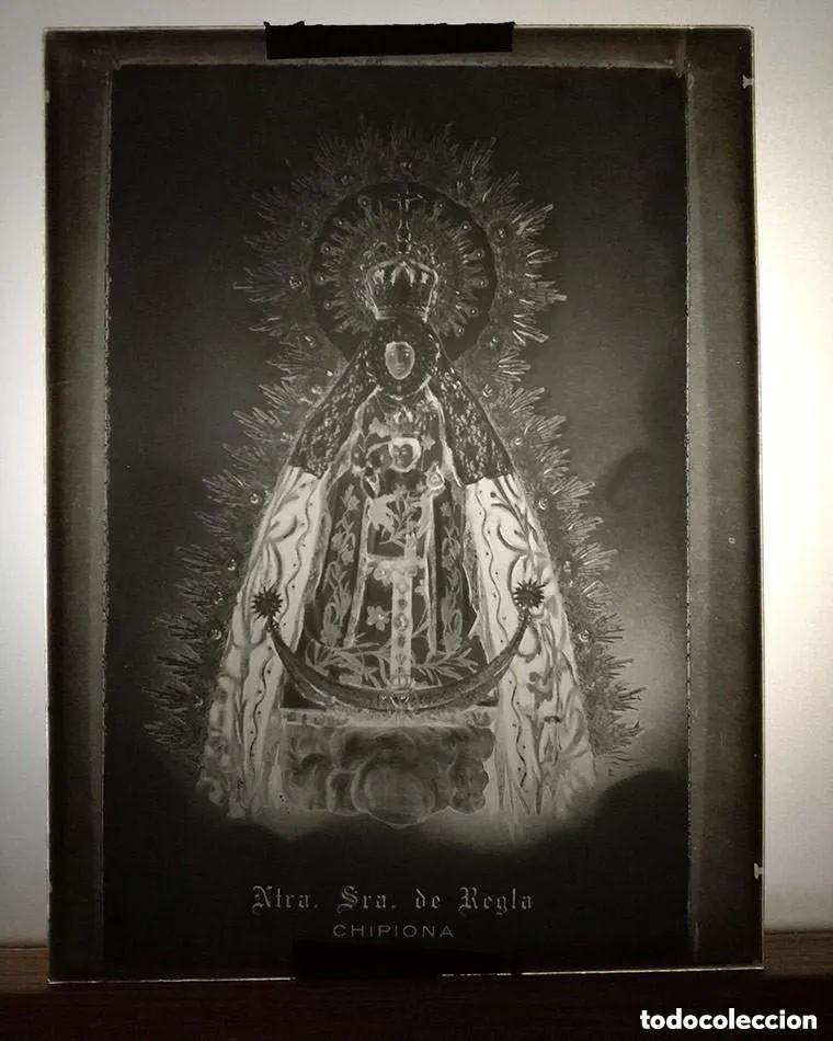 Fotograf&iacute;a antigua: Antiguo negativo en cristal Virgen de Regla Chipiona 18x24 cm clich&eacute;