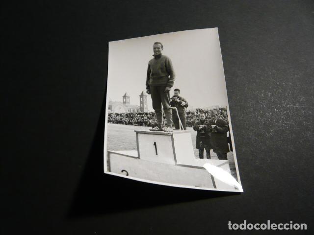 Fotograf&iacute;a antigua: MADRID MONTA&Ntilde;ISMO GRUPO DEPORTIVO NAVACERRADA ANTIGUA FOTOGRAFIA 8 X 11 CM