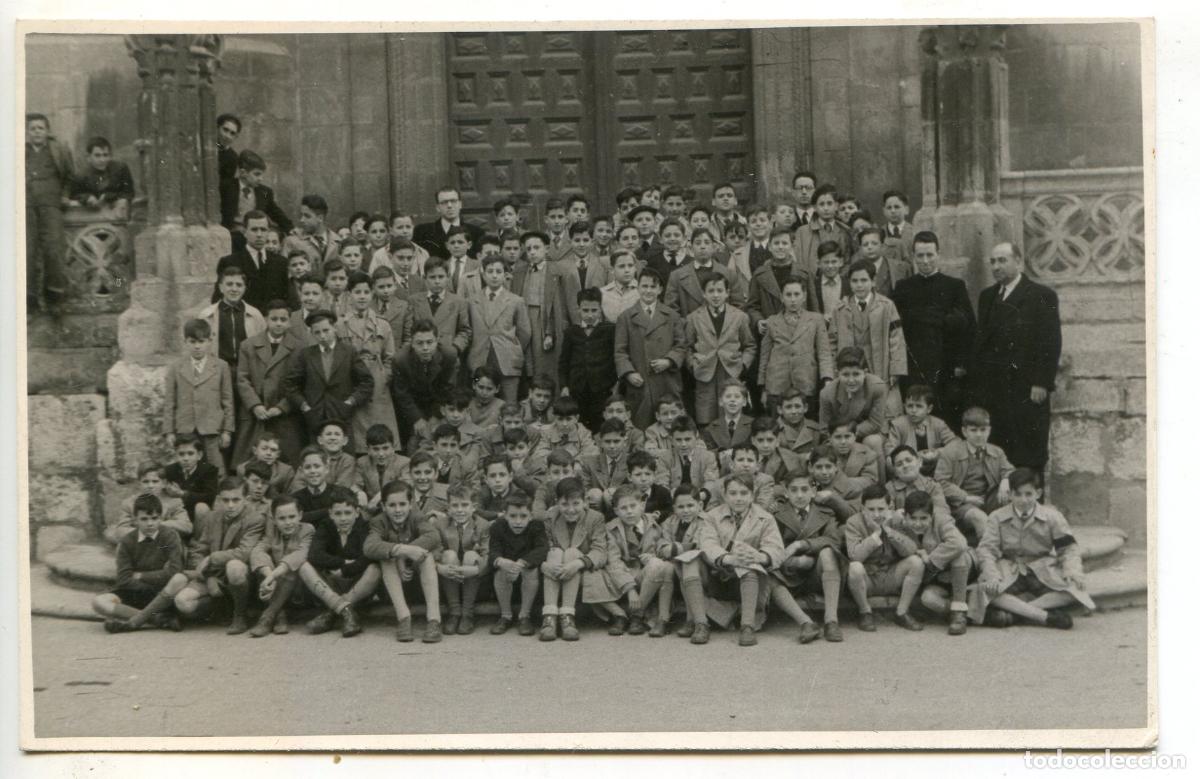 Antique Photography: Colegio masculino en Burgos, foto Fede 1952