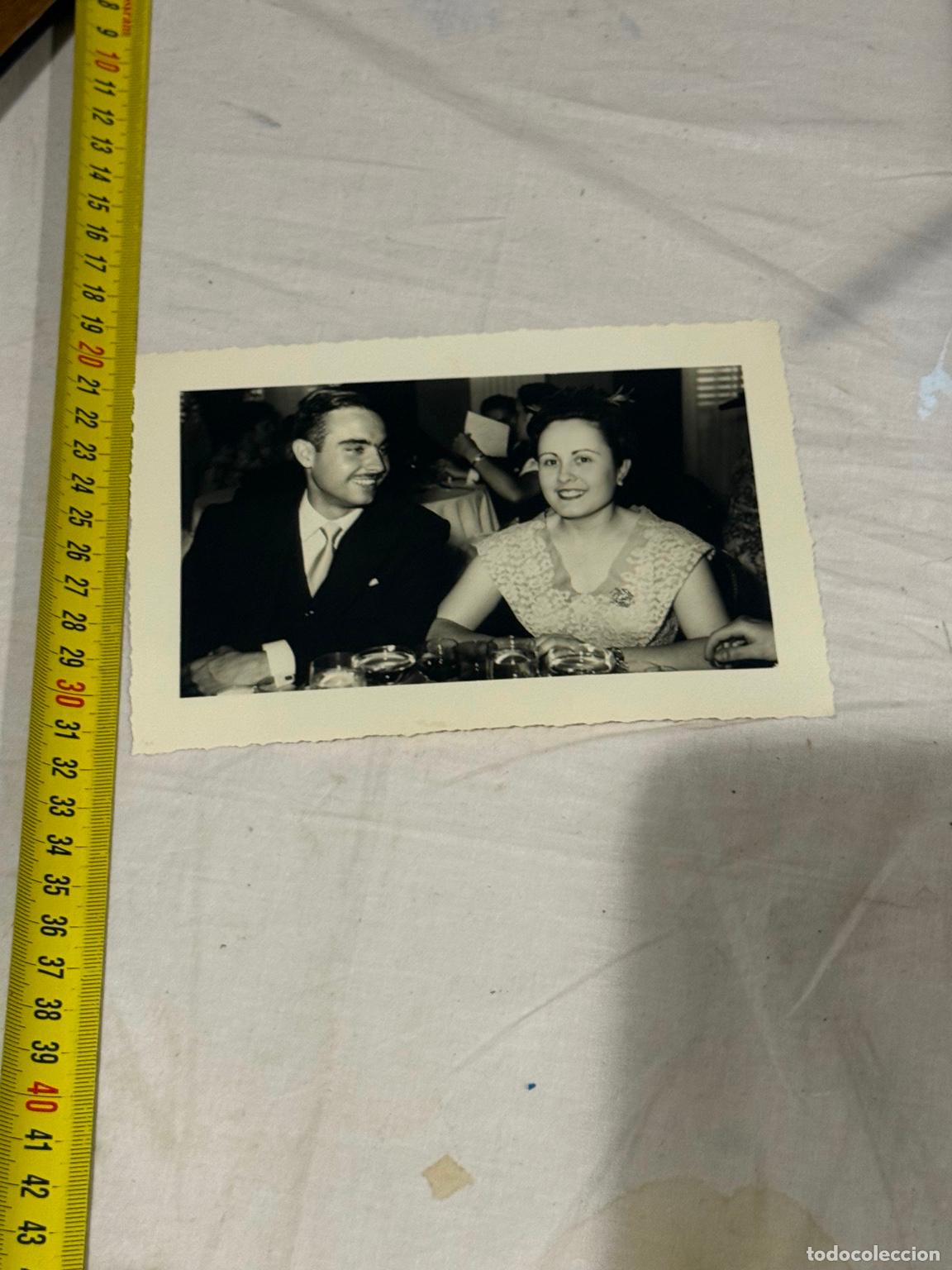 Fotograf&iacute;a antigua: Fotograf&iacute;a original antigua Pareja elegante en banquete - Monistrol
