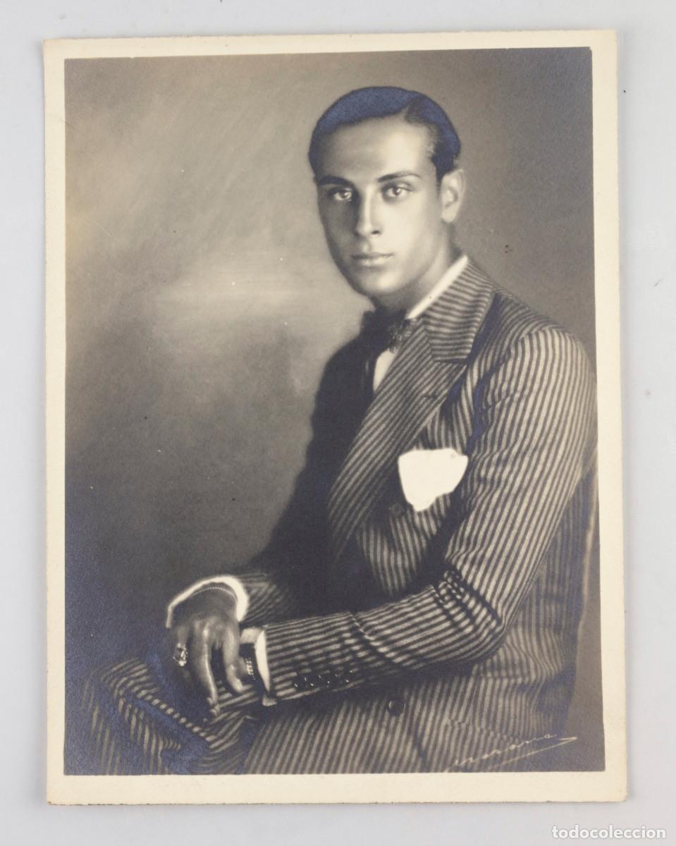 Fotograf&iacute;a antigua: Personaje por identificar, ca 1930. Foto: Josep Masana, Barcelona. 18x24cm.