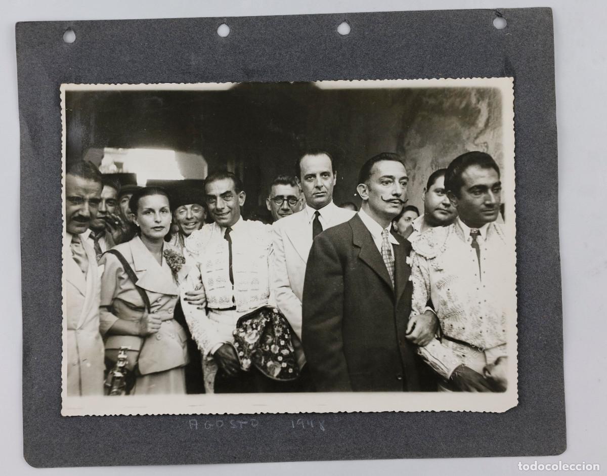 Fotograf&iacute;a antigua: Salvador Dal&iacute; y Alberto Puig Palau, 1948. 2 fotograf&iacute;as 18x24cm. Foto: Mateo, Barcelona.