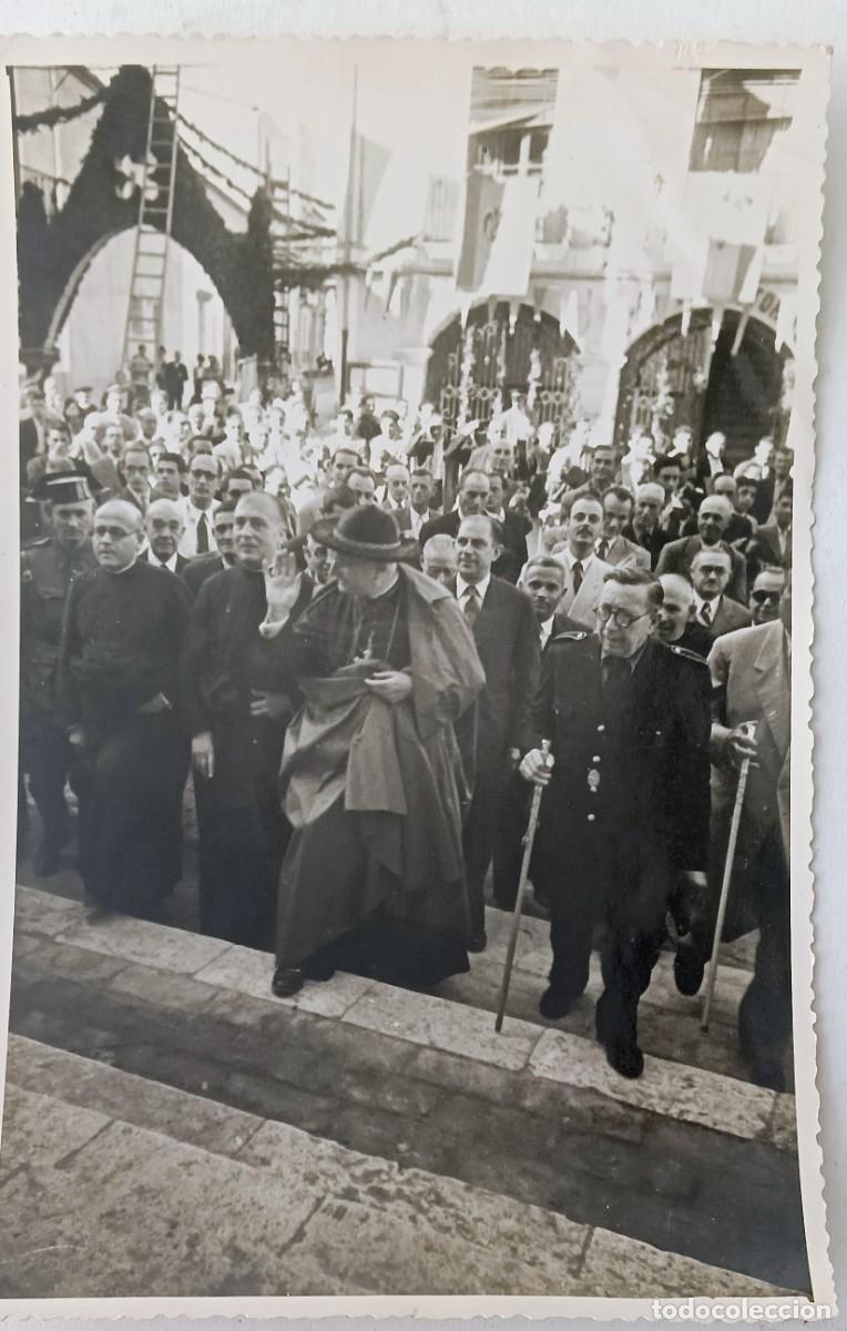 Fotograf&iacute;a antigua: LOTE DE 6 FOTOGRAFIAS VISITA MONSE&Ntilde;OR ESCRIVA DE BALAGUER FUNDADOR OPUS DEI FOTO FINEZAS VALENCIA