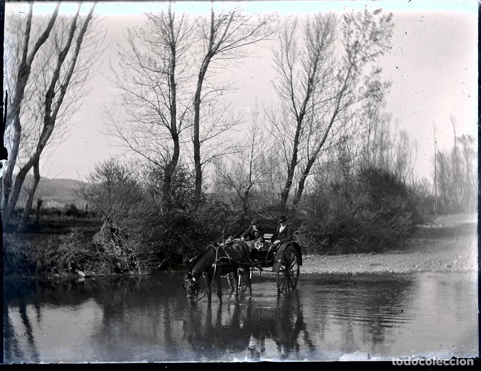 Fotograf&iacute;a antigua: ANTIGUO CARRUAJE NEGATIVO DE CRISTAL FORMATO 12 X 9 cm.