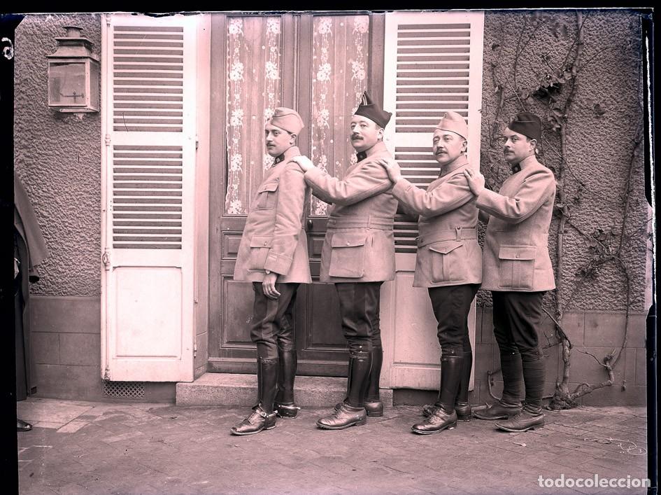 Fotograf&iacute;a antigua: MILITARES ANTIGUO NEGATIVO DE CRISTAL FORMATO 12 X 9 cm.