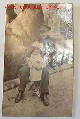 Alte Fotografie: Foto (postal recortada)  de un oficial de artiller&iacute;a.