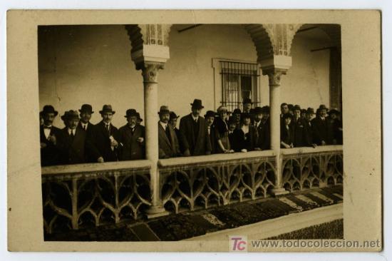 Fotografia antica: GRUPO DE SE&Ntilde;ORES Y SE&Ntilde;ORAS. Lugar desconocido. Sin autor&iacute;a. Posiblemente BCN