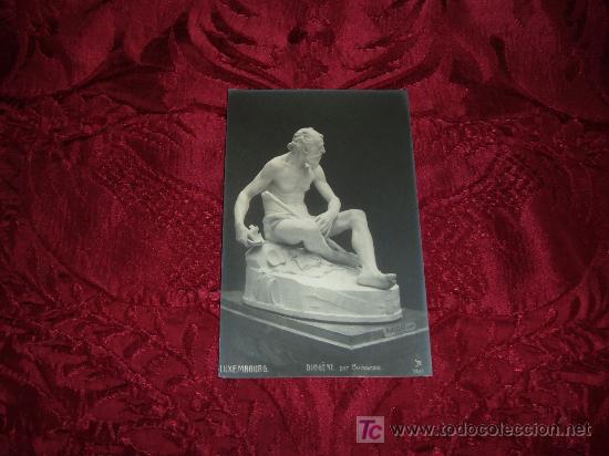 Antique Photography: luxembourg diogene par boisseau,marca fotografica p m dentro de un circulo