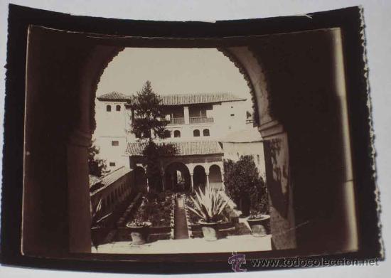 Alte Fotografie: ANTIGUA FOTOGRAFIA DE GRANADA - SISTEMA GELATINA BROMURO - MIDE 10 X 7,4 CMS. - FINALES SIGLO XIX