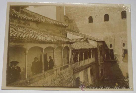 Fotografia antica: ANTIGUA FOTOGRAFIA DE GRANADA - SISTEMA GELATINA BROMURO - MIDE 10 X 7,4 CMS. - FINALES SIGLO XIX