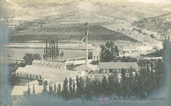 Alte Fotografie: &iquest;FABRICA DE HILATURAS? &iquest;AZUCARERA?. LUGAR A DETERMINAR. HACIA 1920. LOTE DE 3 POSTALES FOTOGR&Aacute;FICAS.