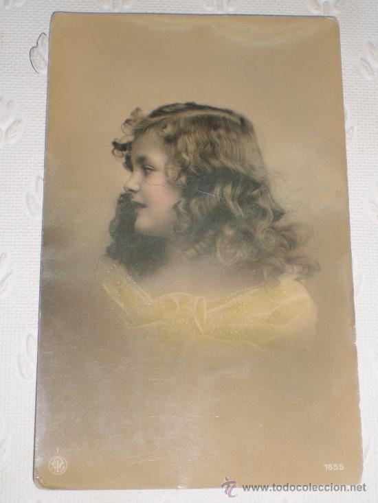 Fotograf&iacute;a antigua: Antigua postal fotogr&aacute;fica. Retrato de ni&ntilde;a. Impresa en Alemania. Art Nouveau