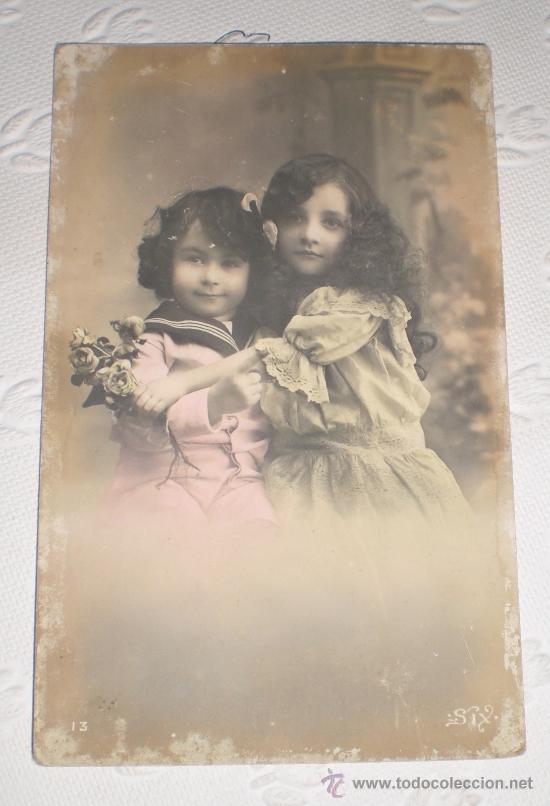 Fotograf&iacute;a antigua: Antigua postal fotogr&aacute;fica. Retrato de ni&ntilde;os. 1912. Art Nouveau