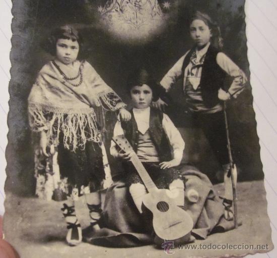 Fotograf&iacute;a antigua: NI&Ntilde;OS BATURROS CON VIRGEN DEL PILAR,POSTAL,A&Ntilde;OS 30 &Oacute; 40