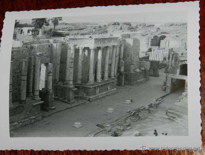 Fotografia antica: ANTIGUA FOTOGRAFIA DE MERIDA, TEATRO ROMANO, FOTO CASA ROS, MIDE 11,5 X 8,5 CMS.