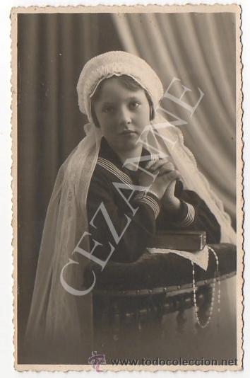 Alte Fotografie: RETRATO NI&Ntilde;A COMUNI&Oacute;N MARINERO. SELLADA KUNST STUDIO D'ART