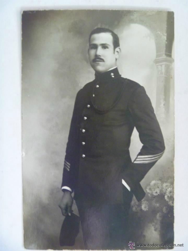 Fotograf&iacute;a antigua: FOTO DE ESTUDIO DE MILITAR , SARGENTO DE ARTILLERIA MONTADA CON FORRAJERA .