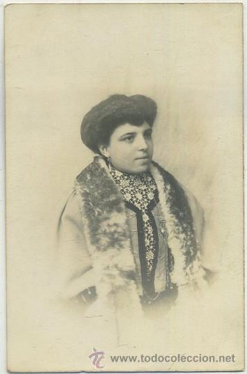 Fotograf&iacute;a antigua: POSTAL DE BADAJOZ. FOTOGRAFIA DE SE&Ntilde;ORA. DIRIGIDA A CALLE ARRABAL (DON BENITO)   P-EXT-181