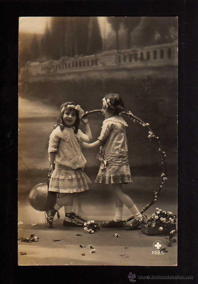 Fotografia antica: Postal fotogr&aacute;fica. Ni&ntilde;as. Circulada .