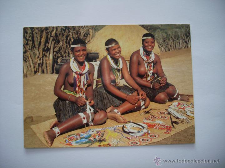 Fotografia antica: TARJETA POSTAL  LANGUAGE OF BEADS