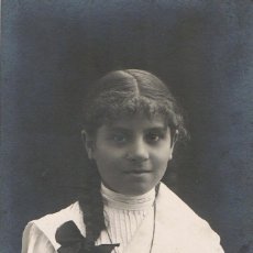 Fotografía antigua: FOTO NIÑA PRIMERA COMUNIÓN. VICTORIA . SARRIÀ 1915. 7 AÑOS. FOTÓGRAFO: EL SIGLO. BARCELONA