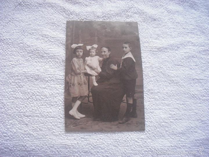 Fotografia antica: ANTIGUA FOTO DE ABUELA CON NIETOS . FOTO NIEPCE