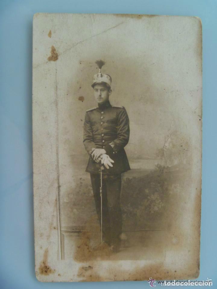 Fotograf&iacute;a antigua: FOTO DE ESTUDIO DE CADETE DE LA ACADEMIA GENERAL MILITAR , CON ROS Y SABLE . ALFONSO XIII.