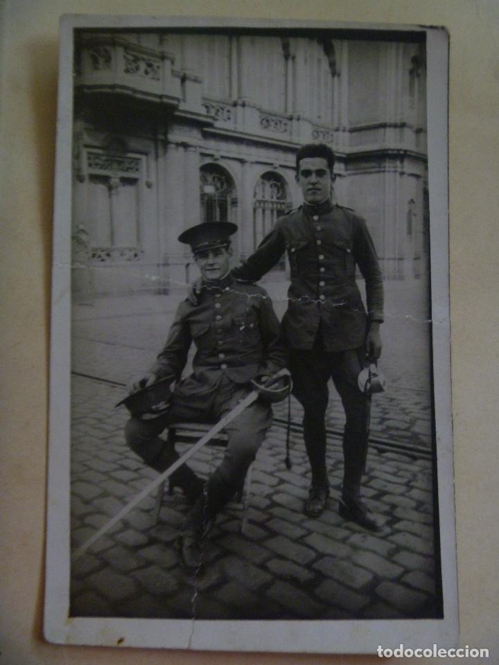 Fotograf&iacute;a antigua: MINUTERO CALLEJERO DE MILITARES DE CABALLERIA , LANCERO DE SANTIAGO CON SABLE