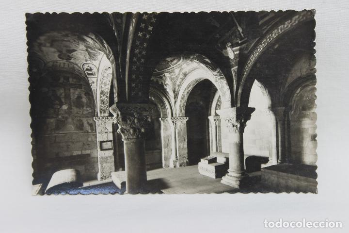 Fotograf&iacute;a antigua: PATEON DE LOS REYES EN LA BASILICIA DE SAN ISIDORO, LEON EDICIONES GARRABELLA