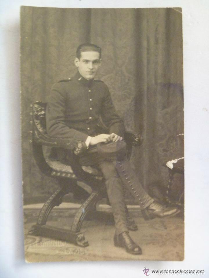 Antique Photography: FOTO DE ESTUDIO DE MILITAR DE ARTILLERIA . DE RAYMUNDO, CADIZ. 1921
