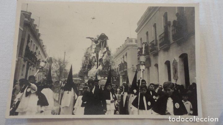 Fotografia antiga: ANTIGUA FOTOGRAFIA.CRISTO EN PROCESION.SEMANA SANTA? SIN IDENTIFICAR.A&Ntilde;OS 40?