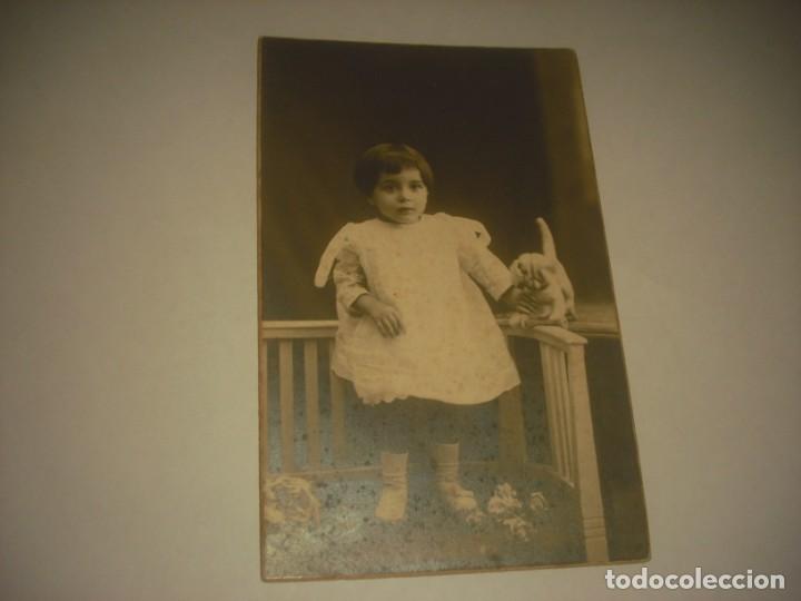 Alte Fotografie: ANTIGUA FOTO DE NI&Ntilde;A CON JUGUETE. FOTO DAGUERRE.