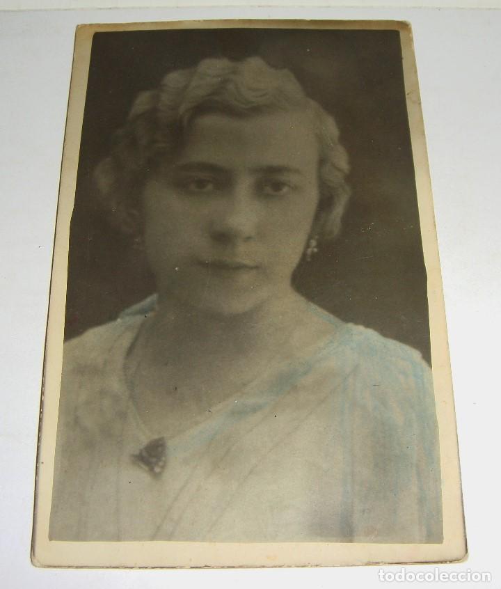 Fotograf&iacute;a antigua: Antigua fotograf&iacute;a postal. A&ntilde;os 20.