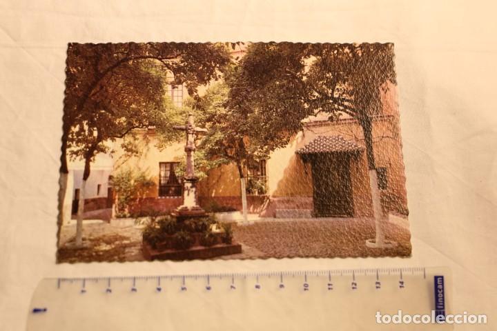 Alte Fotografie: ANTIGUA TARJETA POSTALSEVILLA 17 PLAZA DE STA.MARTA BARRIO STA CRUZ DIST. PAPELES DEL NORTE