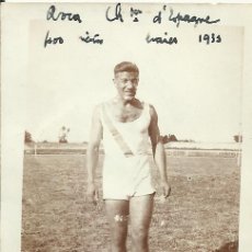 Fotografía antigua: ATLETA JOAQUÍN ROCA. 1933. CAMPEONATOS DE ESPAÑA. 9X6,5 CM. CAMPEÓN 400 METROS VALLAS.. Lote 149969422