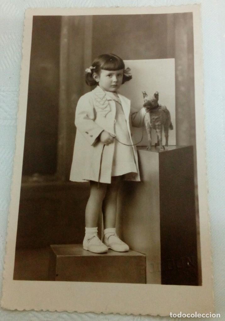 Alte Fotografie: NI&Ntilde;A.1935