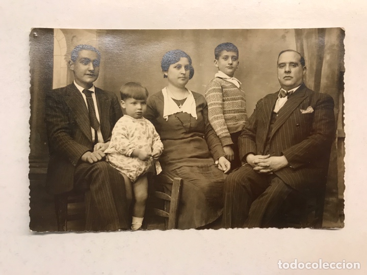 Fotografia antiga: GUADIX (Granada) Fotografía Antigua. Familia retratada.. RETRATO: BUJEZ (h.1930?)