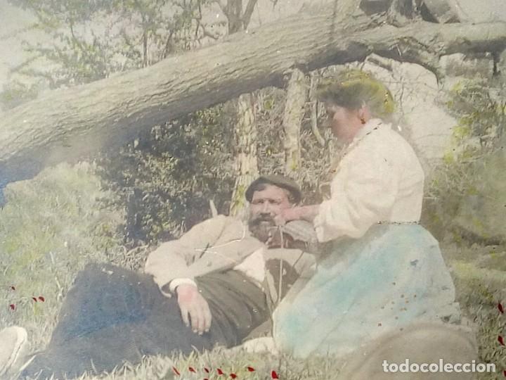 Alte Fotografie: FOTO COLOREADA. PAREJA EN EL CAMPO.
