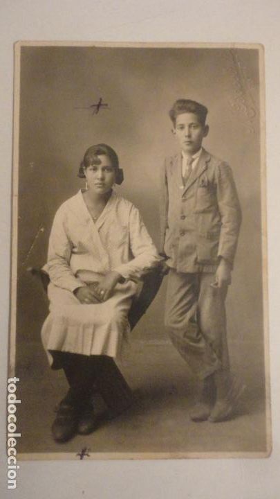 Fotografia antica: ANTIGUA FOTOGRAFIA DE PAREJA DE HERMANOS? FOTO BOCCONI.MERIDA?? A&Ntilde;OS 20.30