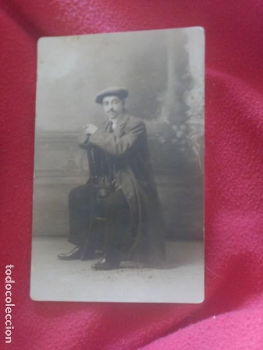 Fotograf&iacute;a antigua: Se&ntilde;or con gorra - Foto 1