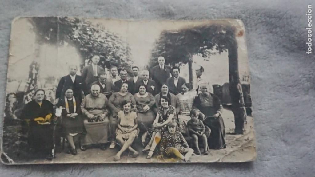 Alte Fotografie: ANTIGUA FOTOGRAF&Iacute;A TARJETA POSTAL RETRAT&Oacute; FAMILIAR