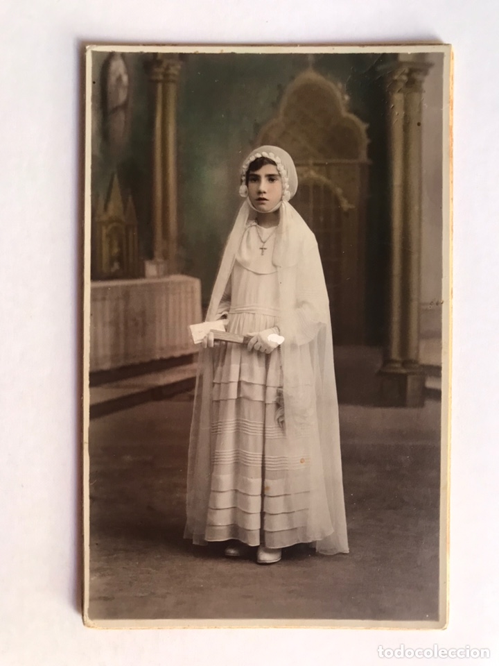 Antique Photography: NI&Ntilde;OS, Recuerdo Primera Comunion. Hermosa Ni&ntilde;a de Blanco. Fotograf&iacute;a antigua coloreada (h.1920?)