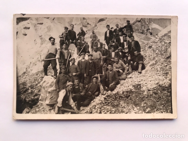 Antique Photography: TURQU&Iacute;A Y LA PRIMERA GUERRA MUNDIAL? Fotograf&iacute;a.. grupo de civiles abriendo Trincheras (h.1915?)