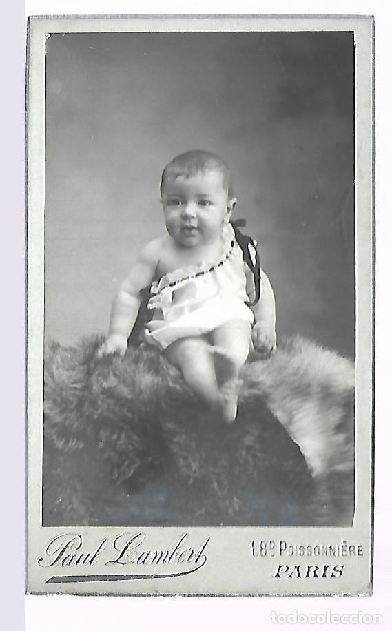 Photographie ancienne: 3501-ANTIGUA FOTOGRAFIA DE -NI&Ntilde;A SENTADA - FOTO - LAMBERT - PARIS - DE Pcp. SIGLO XX -