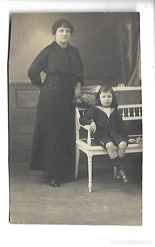 Antique Photography: 3501-ANTIGUA FOTOGRAFIA DE - UNA MADRE E HIJA- FOTO- - DE Pcp. SIGLO XX - DE 1.917