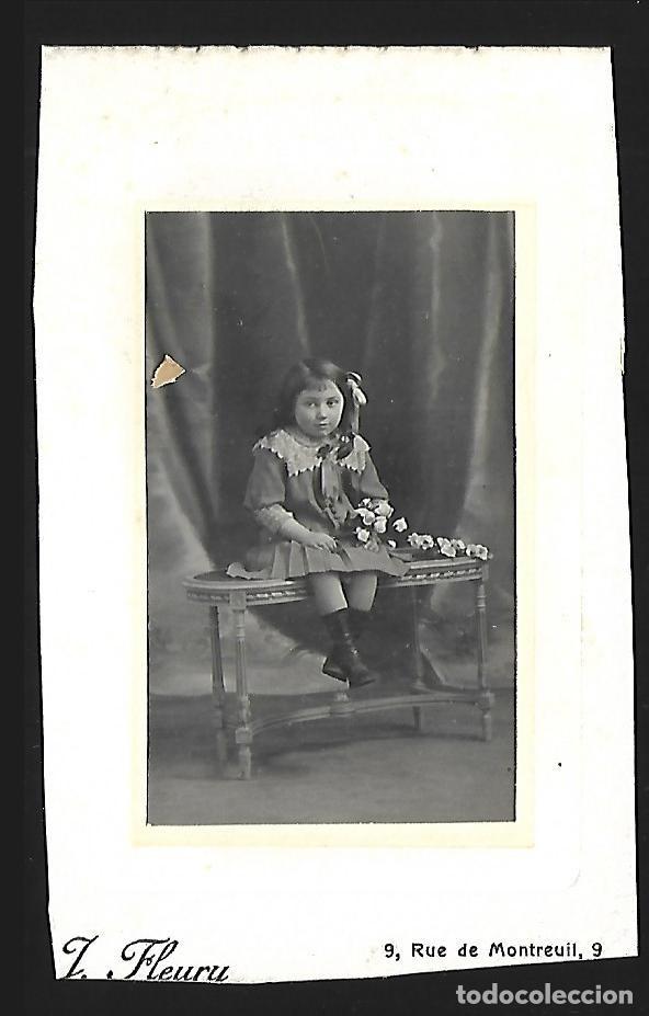 Photographie ancienne: 3501-ANTIGUA FOTOGRAFIA DE - NI&Ntilde;A SENTADA- FOTO- - - DE Pcp. SIGLO XX -